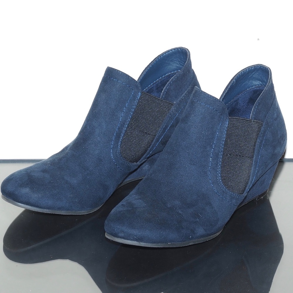 Navy Blue Suede Wedges Heels Booties Shoes Sz 6